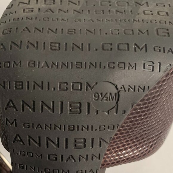 Gianni Bini Brown Leather Peep Toe Platform Heels W/Side Buckle Closure - Picture 6 of 6